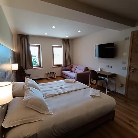 Di Modolo - Cortile Della Latteria Фермерский дом *