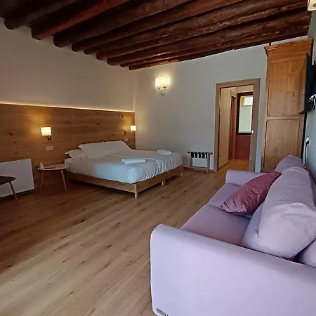 Di Modolo - Cortile Della Latteria Фермерский дом Беллуно