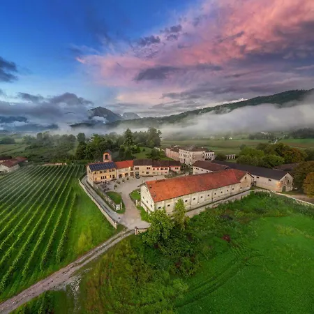 Di Modolo - Cortile Della Latteria