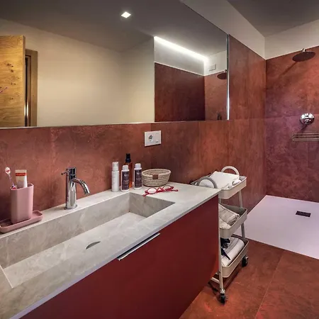 Di Modolo - Cortile Della Latteria Беллуно